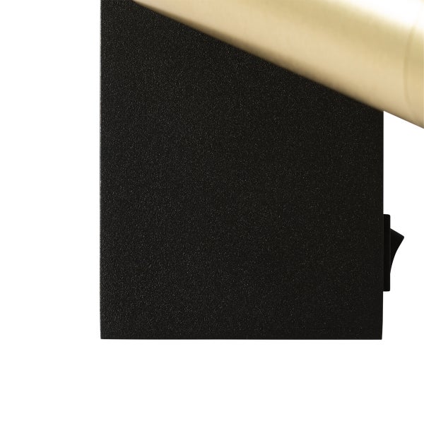 Schwarze Dichtungsbahn zum Abdichten von Bauwerken