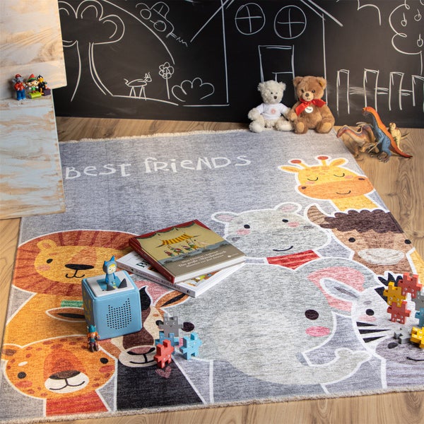 Kinderspielteppich mit Tiermotiven und Schriftzug Best Friends für das Kinderzimmer
