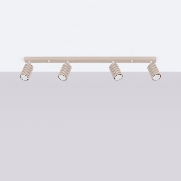 Deckenleuchte mit vier Strahlern