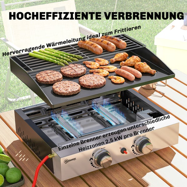 Tragbarer Outsunny Gasgrill mit zwei 2,5 Kilowatt Brennern, Grillplatte und Rost mit Fleisch und Gemüse über Flammen.