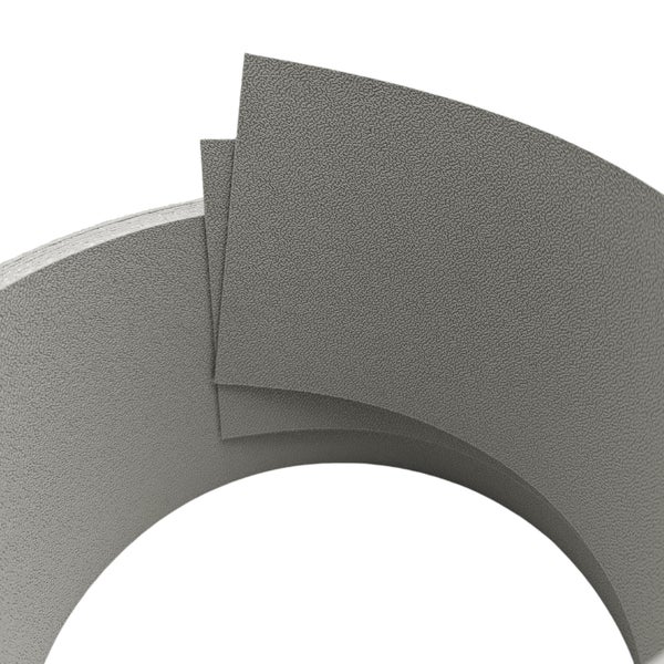 Graue Designplatten im Stapel