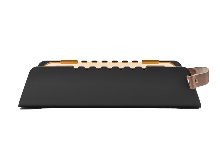 The Favilla FUMO mobiler Holzkohlegrill (48x17x11 cm) in Orange – 2-in-1 Grill mit Edelstahlrost & Spießhalterung – Inkl. Tragetasche für Camping