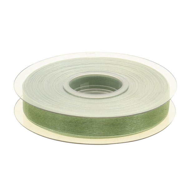 Spule mit dekorativem Textilband