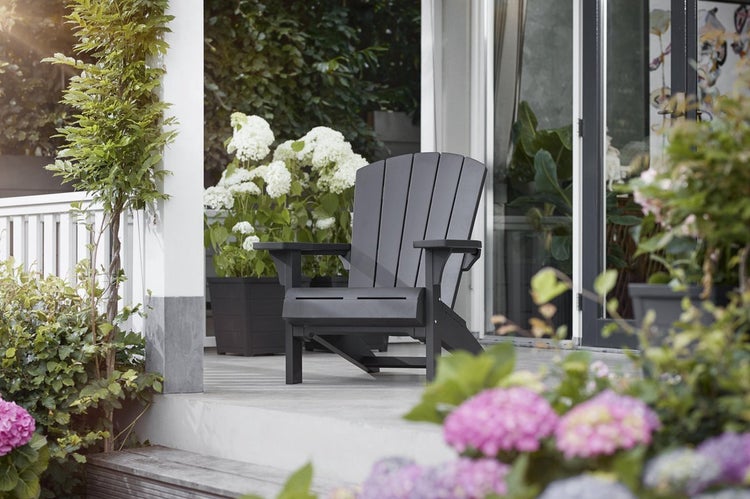 Blumentopf mit Untersetzer