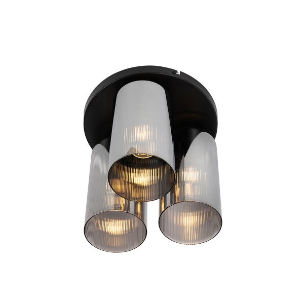 Deckenleuchte mit drei Lampenschirmen