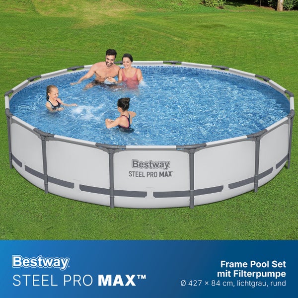 Bestway Steel Pro Max Frame Pool Set, rund, Durchmesser 427 mal 84 Zentimeter, mit Stahlrahmen und Filterpumpe, Familie im Wasser auf Rasenfläche.