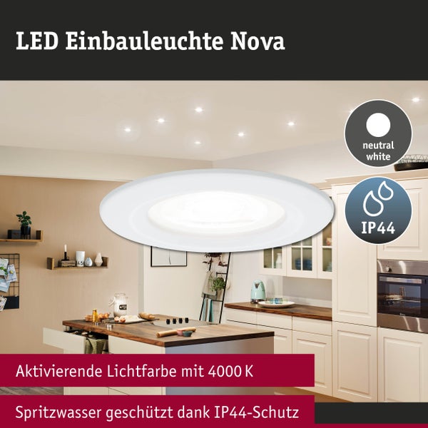 Weiße runde LED Einbauleuchte Nova in einer hellen Küche mit neutralweißem Licht von 4000 Kelvin und Schutzart IP44 gegen Spritzwasser.