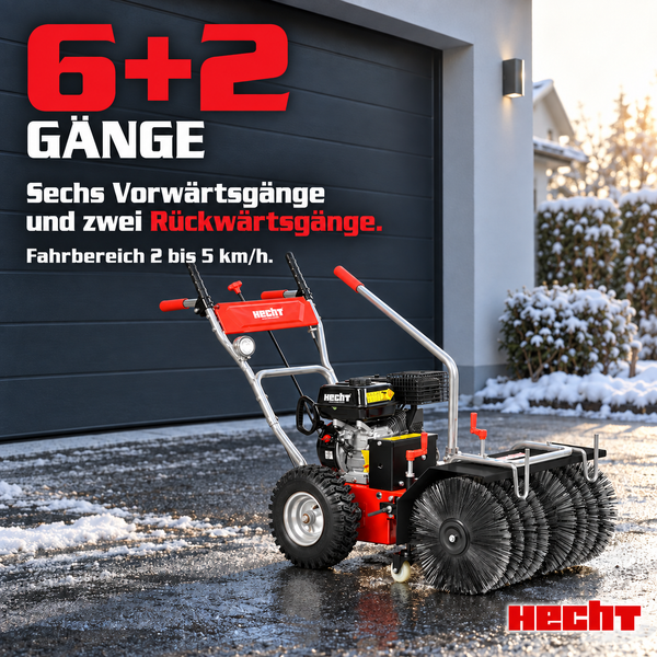 Hecht Kehrmaschine mit sechs Vorwärtsgaengen und zwei Rueckwaertsgaengen auf schneebedecktem Untergrund vor einer Garage mit Hecht Logo