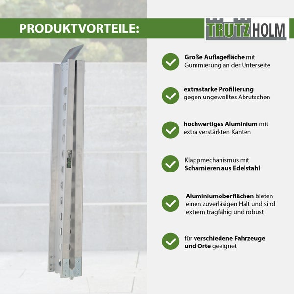 Tragbare, klappbare Aluminium-Laderampe von TrutzHolm mit großer Auflagefläche, rutschfester Profilierung und Edelstahlscharnieren.