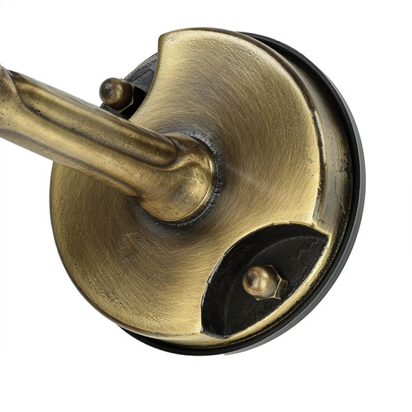 Detailaufnahme einer Wandleuchte aus Metall