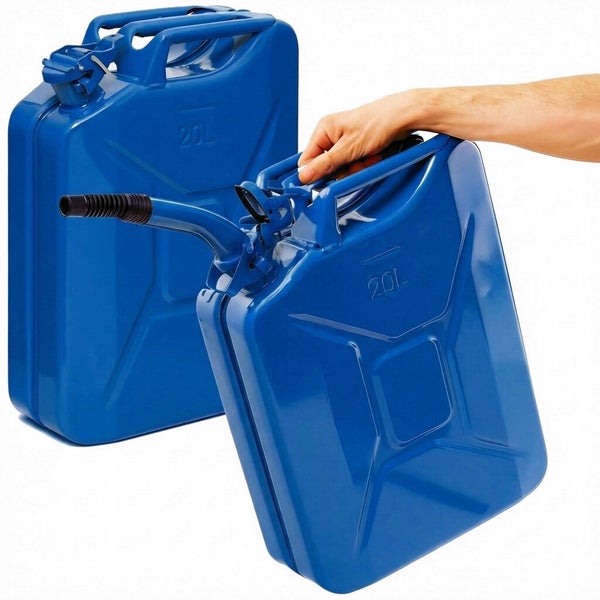 Zwei Metall-Kraftstoffkanister mit 20 Liter Fassungsvermögen, einer davon mit flexiblem Auslaufrohr.