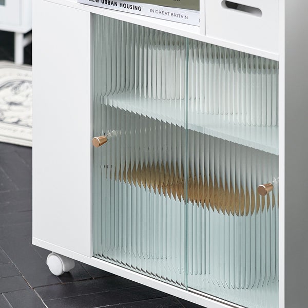 Weißes Sideboard mit Glastüren, Griffen und Rollen