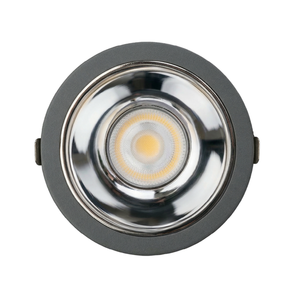 Runder LED-Einbaustrahler in Anthrazit mit silbernem Reflektor.