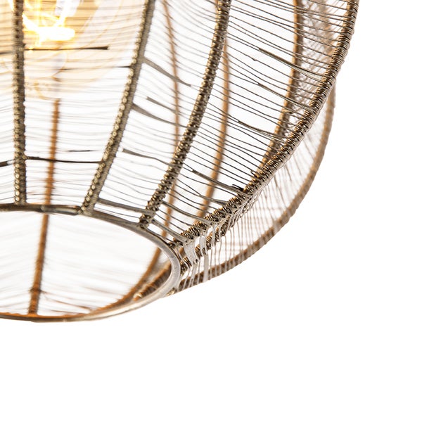 Detailaufnahme einer Drahtgeflecht-Hängeleuchte