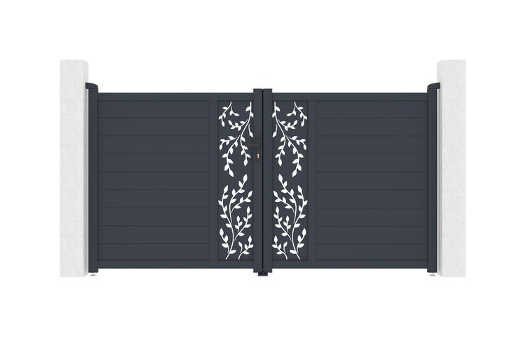 Zweiflügeliges Einfahrtstor aus Aluminium mit horizontalen Lamellen und dekorativem Blättermuster.