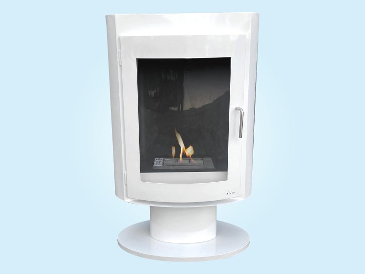 Ethanolkamin mit Tür auf Sockel