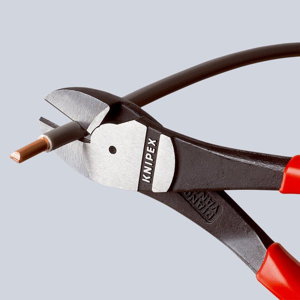 Knipex Kraft-Seitenschneider mit Befestigungsöse schwarz atramentiert, mit Mehrkomponenten-Hüllen, mit integrierter Befestigungsöse zum Anbringen einer Absturzsicherung 250 mm - 7422250TBK