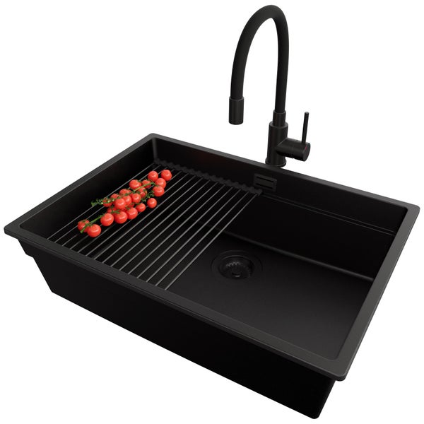 Schwarze Küchenspüle mit Abtropfgitter und Armatur