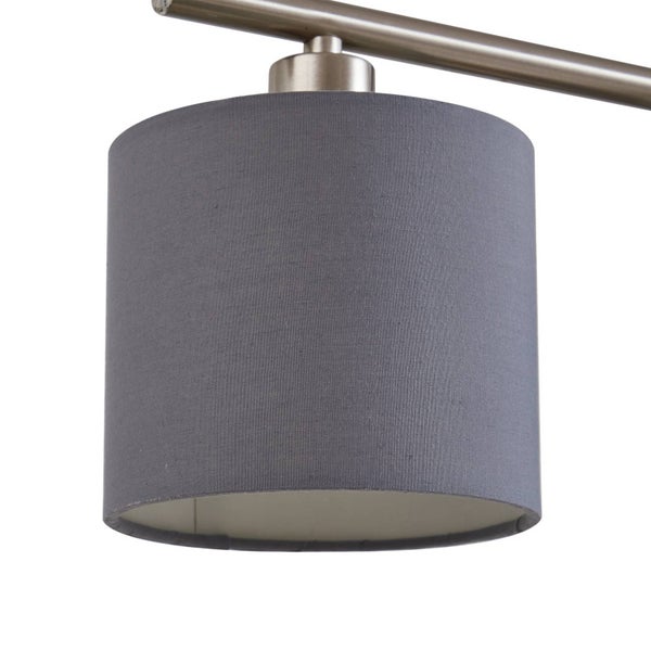 Grauer Lampenschirm an einer Lampe