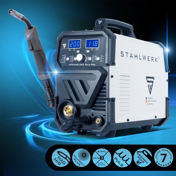Detailansicht des Stahlwerk MIG/MAG-200 Puls Pro Schweißgeräts mit Display und Bedienelementen