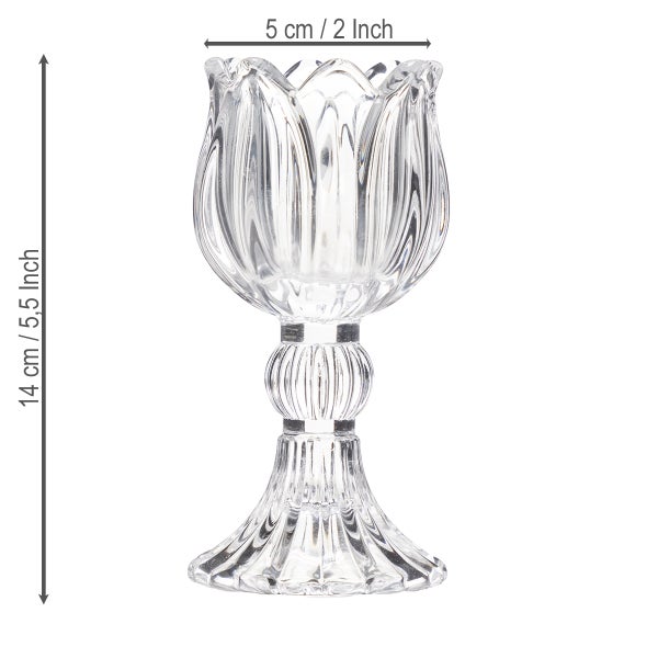 Kerzenständer aus Glas in Tulpenform mit einer Höhe von 14 Zentimetern und einem oberen Durchmesser von 5 Zentimetern.