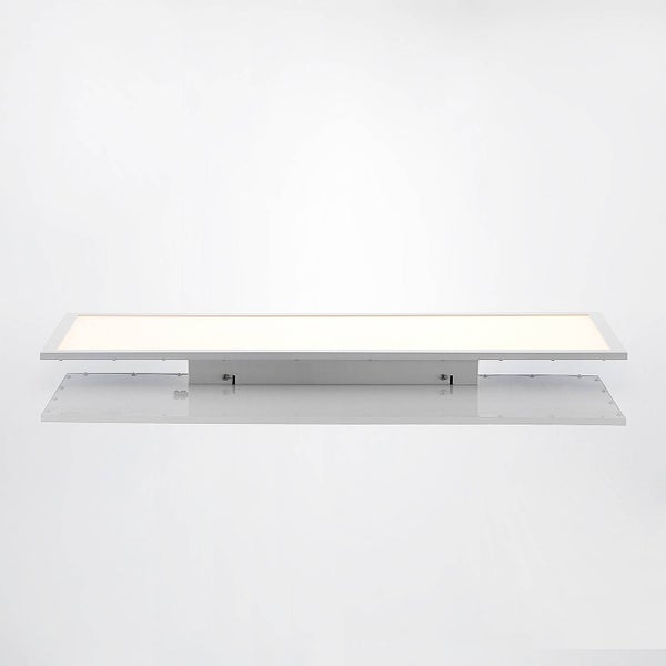 Flaches rechteckiges LED-Panel mit Metallrahmen und großer Leuchtfläche.