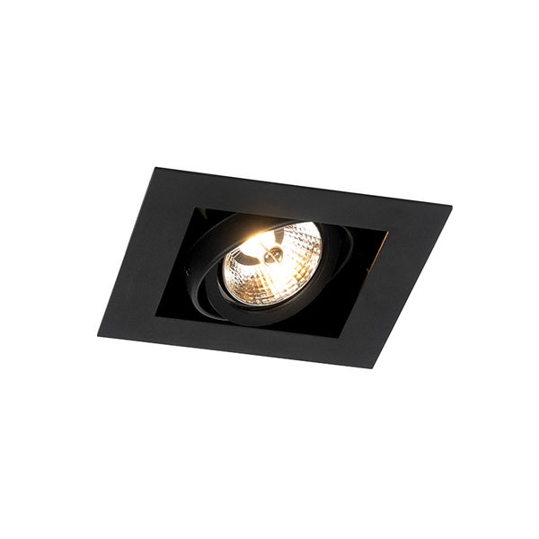 Quadratischer Einbaustrahler in Schwarz mit schwenkbarem Kopf und eingeschalteter Lichtquelle.