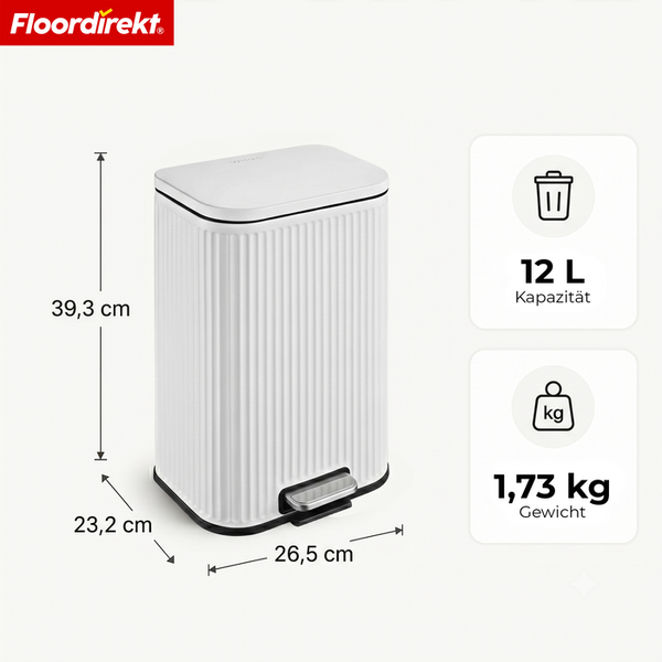 Floordirekt Logo. Weißer Tretmülleimer, geriffelt. 39,3 Zentimeter hoch, 26,5 Zentimeter breit, 23,2 Zentimeter tief. 12 Liter. 1,73 Kilogramm.