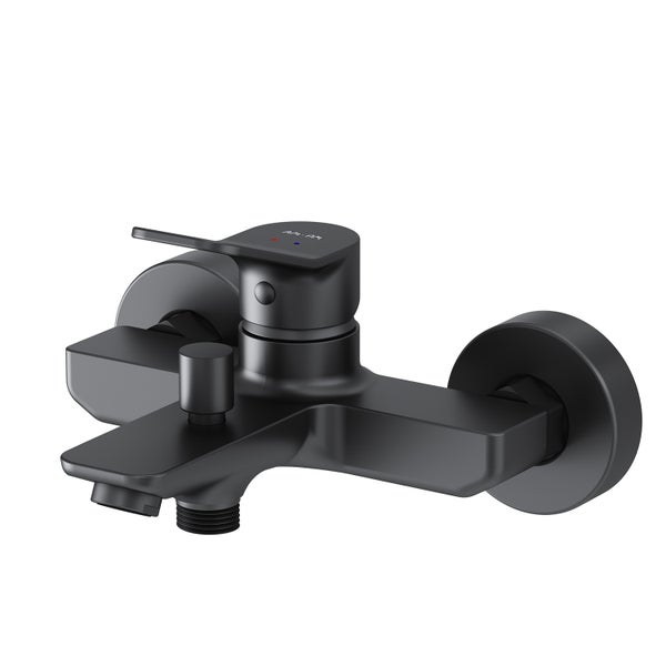 Schwarze Badewannenarmatur zur Wandmontage.