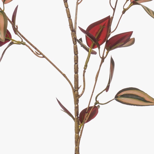 Künstlicher Tradescantia-Zweig mit rot-grün gemusterten Blättern aus Kunststoff für die Dekoration.