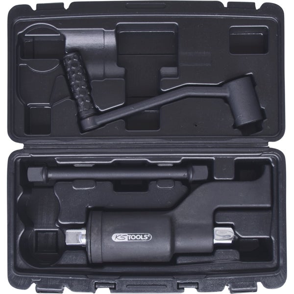 Werkzeugsatz in schwarzem Koffer