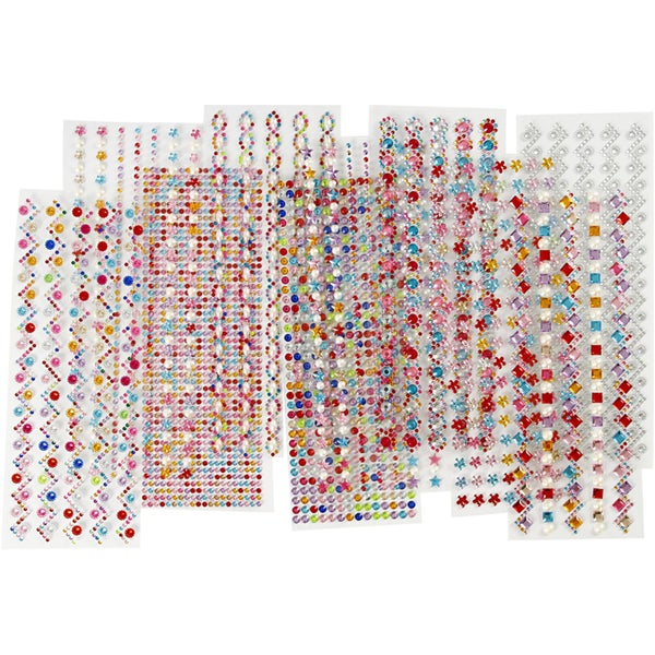 Selbstklebende Schmucksteine in verschiedenen Formen und Farben auf mehreren Bögen.