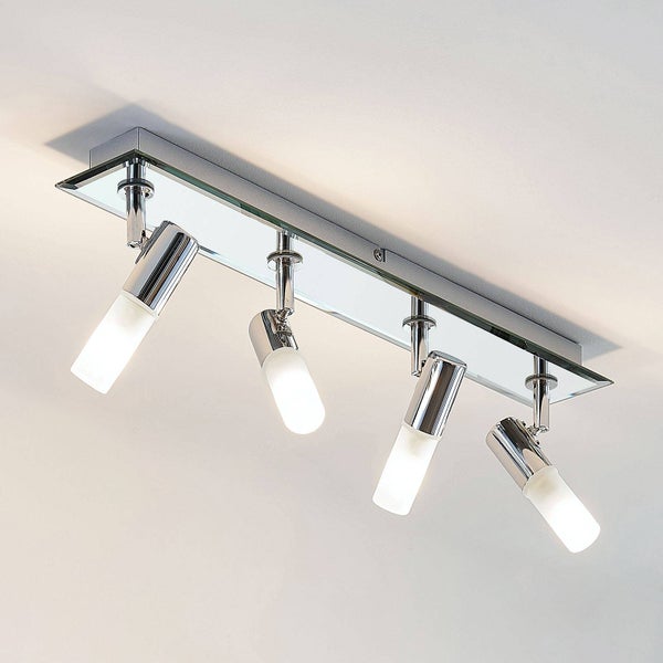 Deckenleuchte mit vier Strahlern