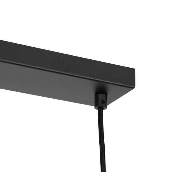 Detailaufnahme einer Lampenaufhängung