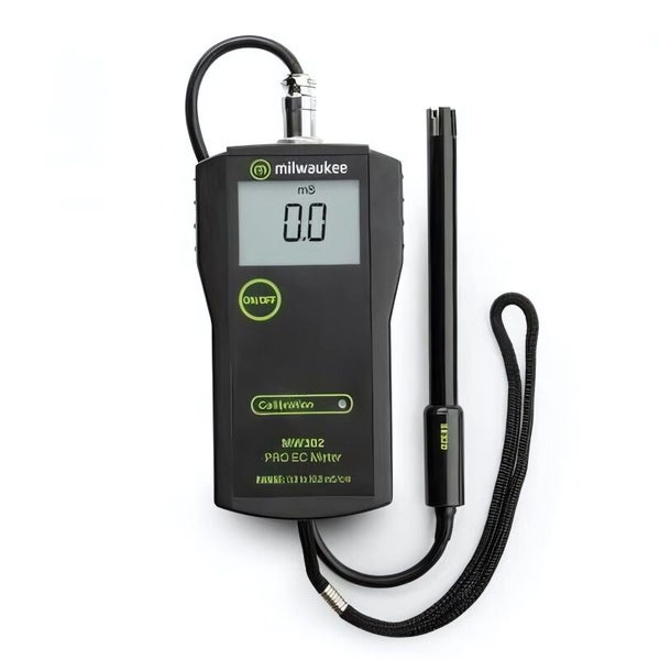 Milwaukee EC Meter MW302 – Kompakt, Tragbar & Automatisch Kalibriert für Aquarium, Pool & Pflanzenzucht