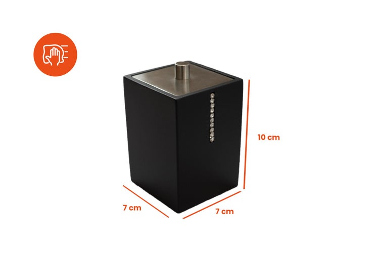 Schwarze Aufbewahrungsbox fürs Badezimmer mit silbernem Deckel und Kristallverzierung, Maße 7 mal 7 mal 10 Zentimeter. Leicht zu reinigen.