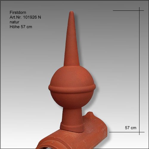 Firstdorn aus Ton als Dachschmuck, Höhe 57 Zentimeter.