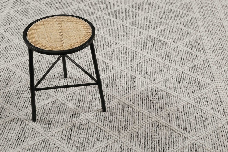 Esprit Teppich handgewebt Weiß Hellgrau aus Wolle Lia 160x230 cm