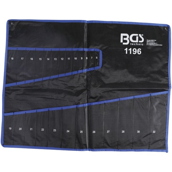 Schwarze Werkzeugrolltasche 1196 von BGS technic mit 25 nummerierten Fächern für Schlüsselgrößen 6 bis 32 und BGS technic Logo.