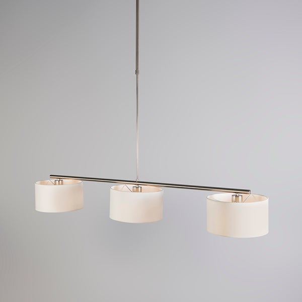Hängelampe mit drei Lampenschirmen