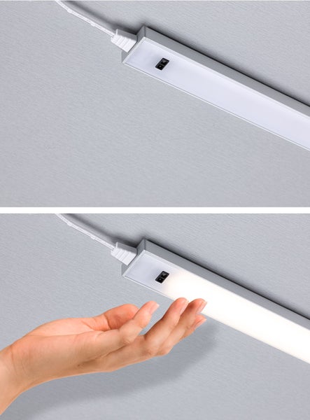 LED-Unterbauleuchte mit integriertem Handsensor zur berührungslosen Steuerung.