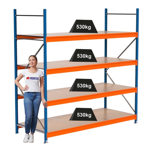 Regal mit vier Ebenen und einer Traglast von 530 Kilogramm pro Ebene.