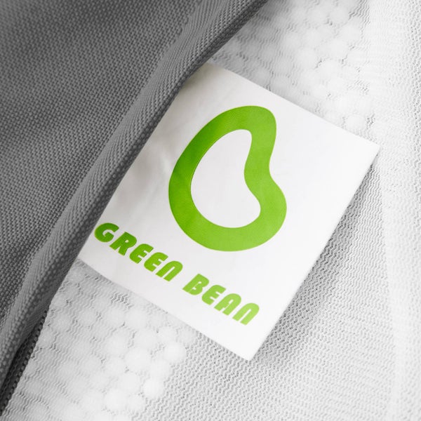 Produktetikett mit Green Bean Logo an einem Textilartikel
