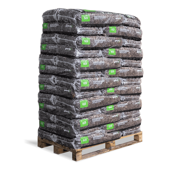 Palette mit Säcken zu je 60 Liter Kiefernrinde von galardio für die Gartengestaltung.