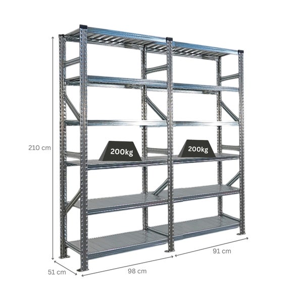 Zwei Metallregale mit jeweils fünf Ebenen und Maßangaben
