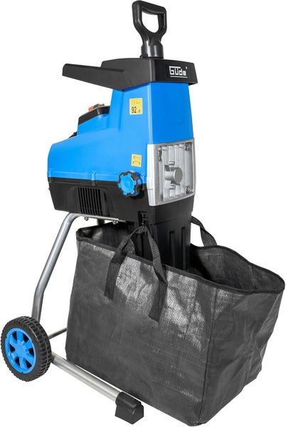Güde Elektro-Gartenhäcksler mit praktischem Auffangsack und stabilem Fahrgestell mit Rädern.