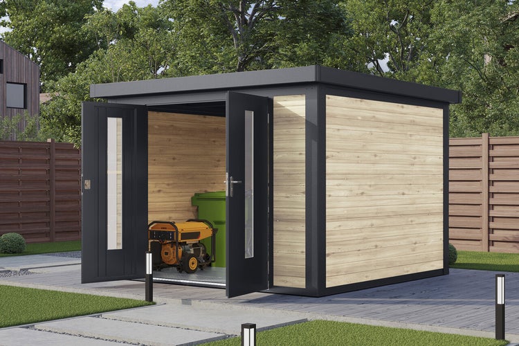 Modernes Gartenhaus mit Flachdach und Doppeltür in einem Garten mit Holzoptik und Metallrahmen.