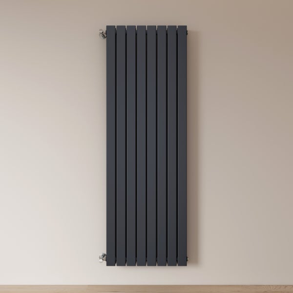 Vertikaler Designheizkörper für die Wandmontage