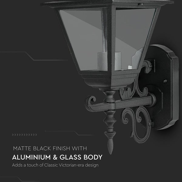 Wandleuchte aus Aluminium und Glas