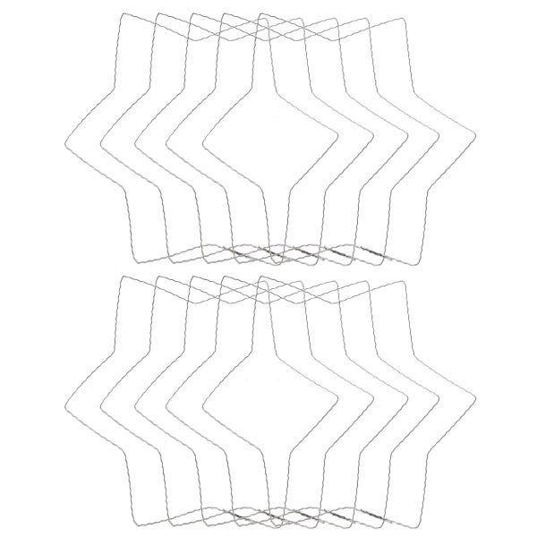 Mehrere Drahtkleiderbügel in Sternform